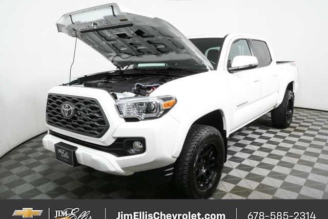 Used 2022 White Toyota TRD Sport image 28