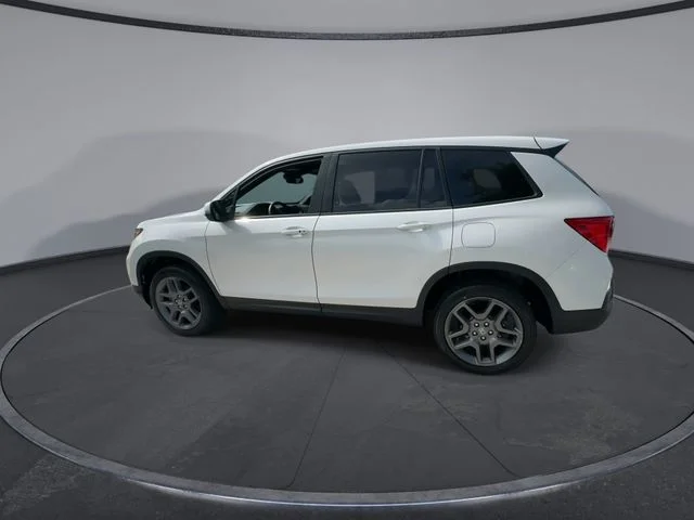 Used 2023 White Honda EX-L image 5