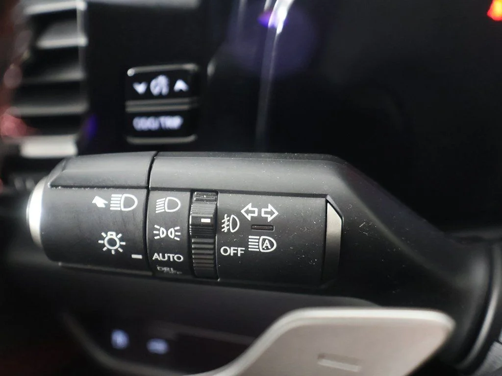Used 2024 White Lexus 350 F SPORT Handling image 41