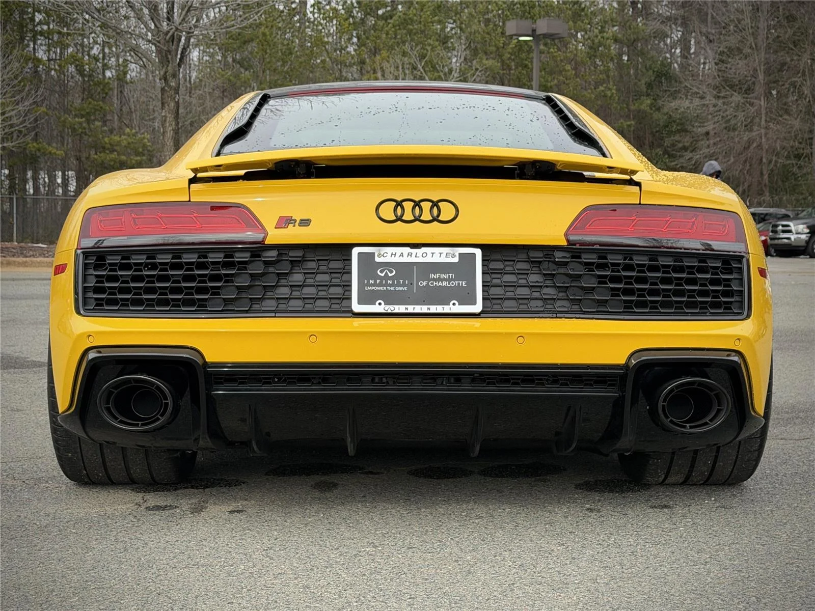 Used 2023 Vegas Yellow Audi V10 performance image 23