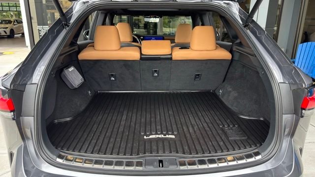 2023 Lexus RX Hybrid 350h - Photo 19