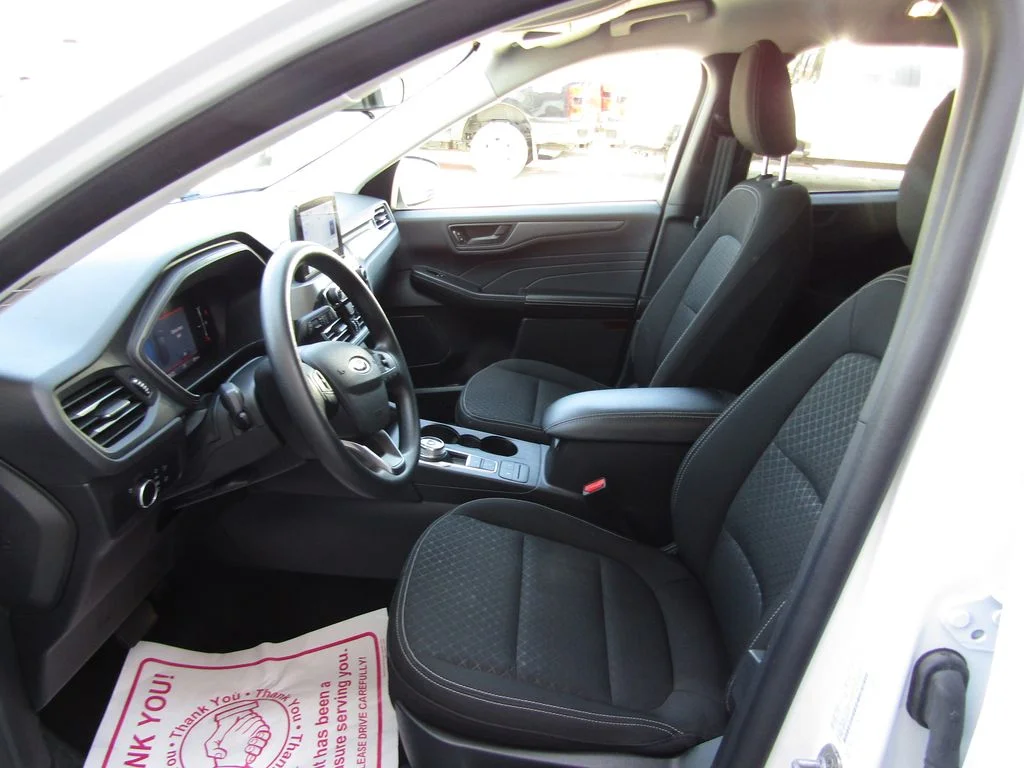 Used 2025 White Ford Active image 20