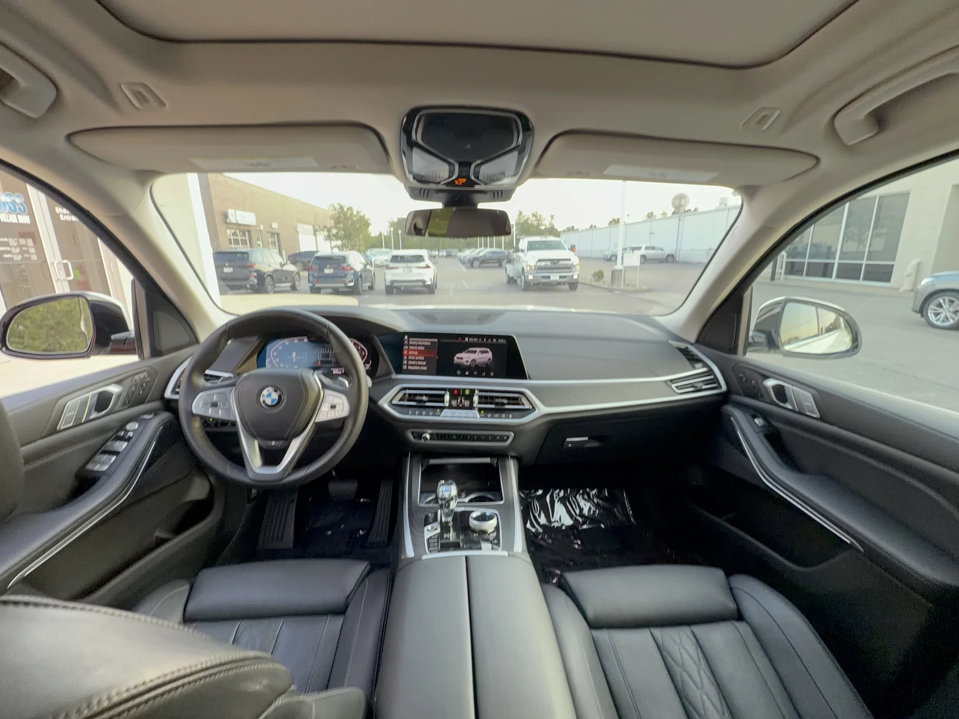 Used 2022 Alpine White BMW xDrive40i image 15