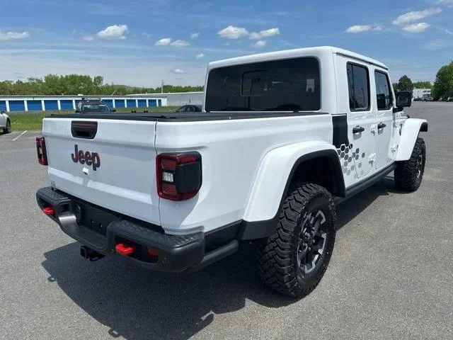 New 2026 Bright White Clear-Coat Exterior Paint Jeep Rubicon image 7
