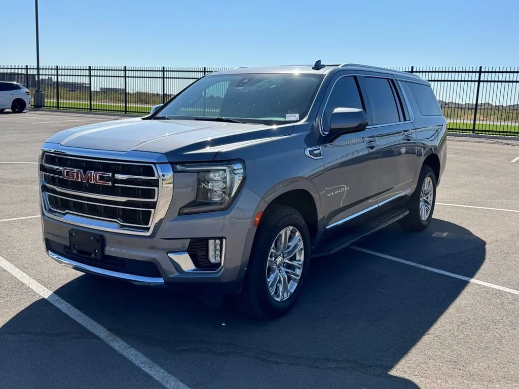 Used 2021 SATIN STEEL METALLIC GMC SLT image 1