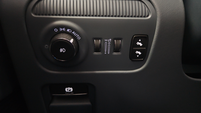 Used 2022 Diamond Black Crystal Pearlcoat Jeep Series II image 44
