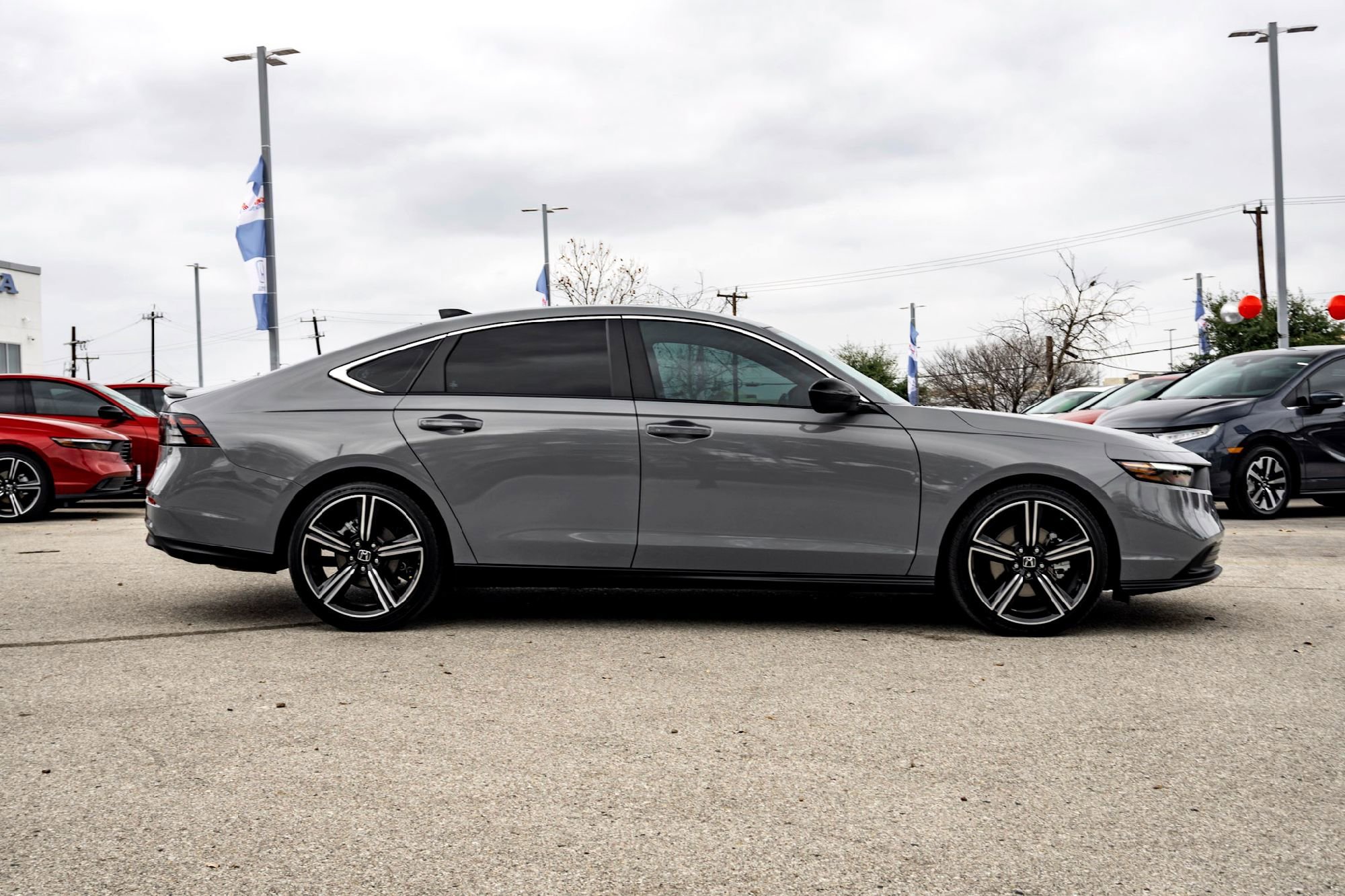 Used 2025 Gray Honda Sport image 4