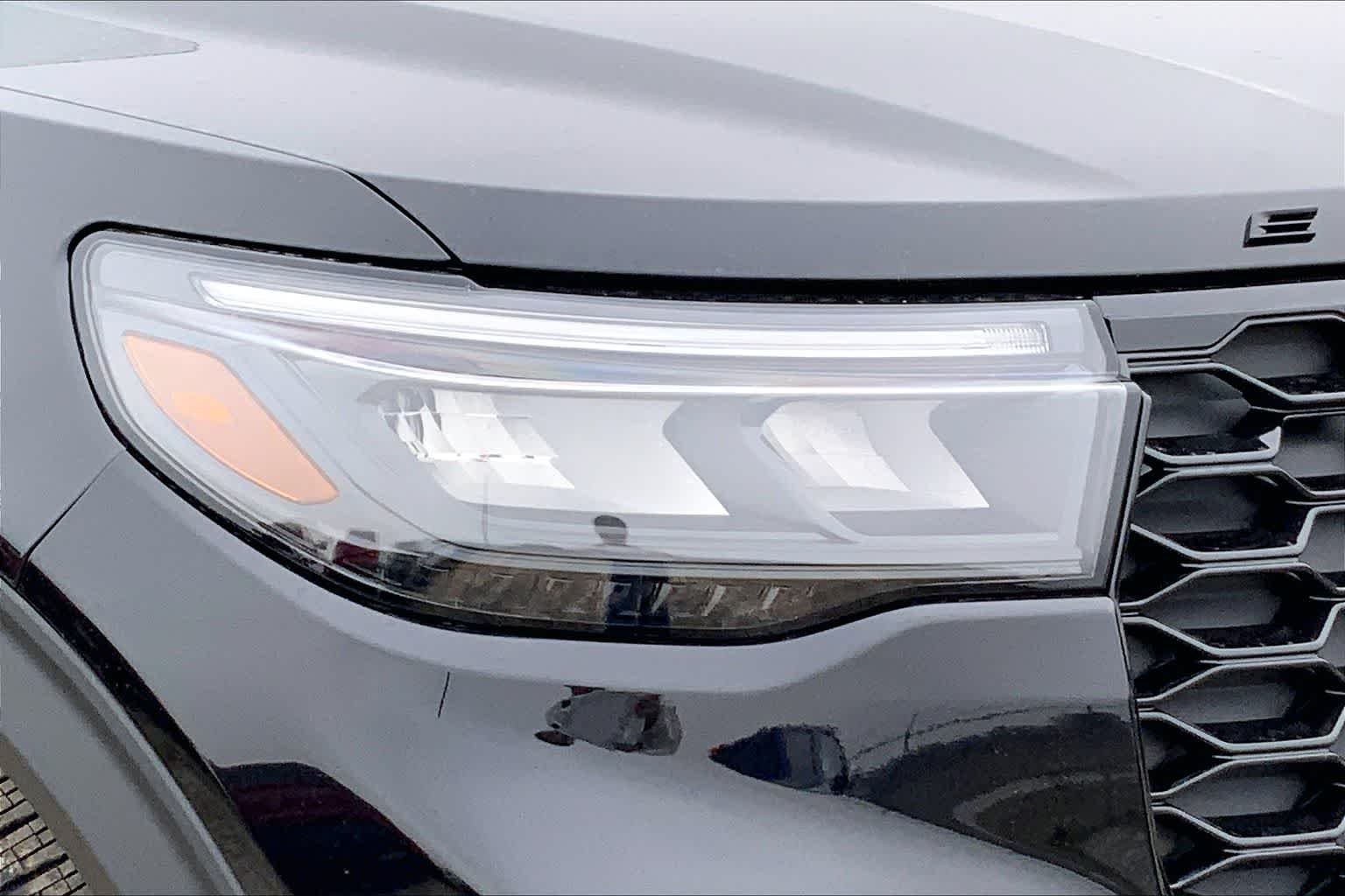 New 2026 Agate Black Metallic Ford ST image 10