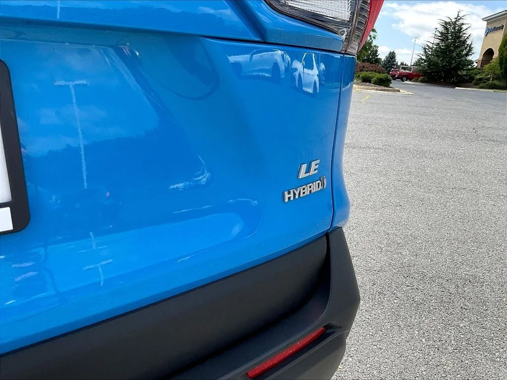 Certified Used 2019 Blue Toyota LE image 27