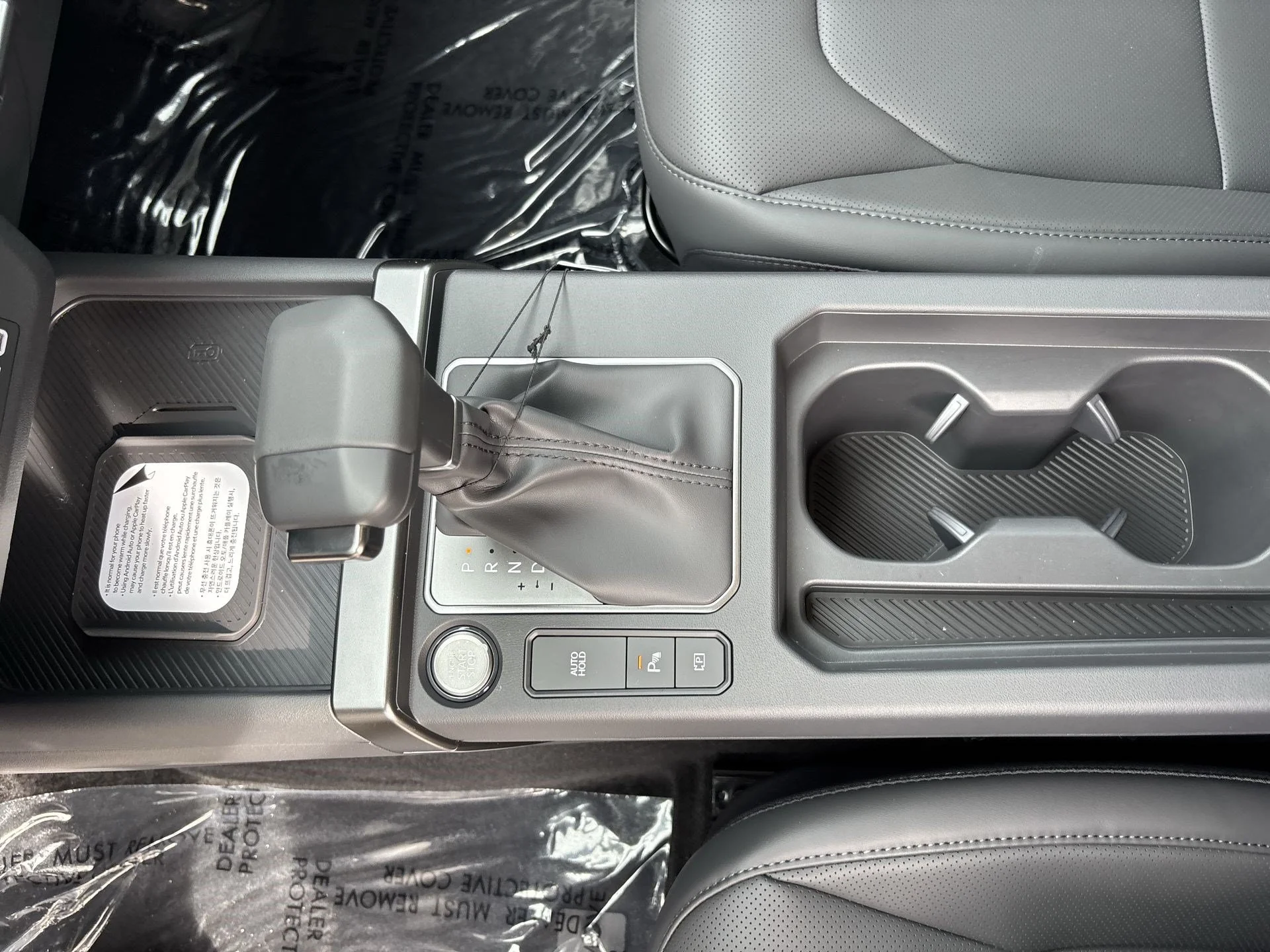New 2027 Snow White Pearl Kia EX image 20