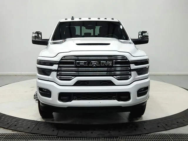 New 2026 Bright White Clear-Coat Exterior Paint RAM Laramie image 3