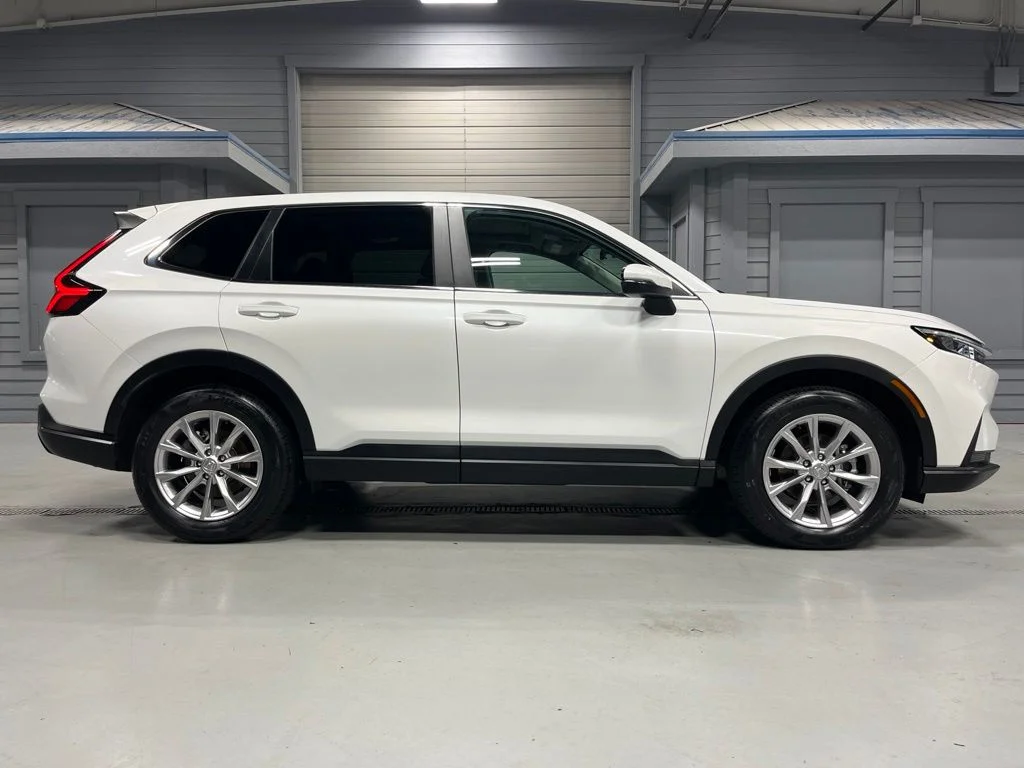 Certified Used 2023 Platinum White Pearl Honda 1.5T AWD EX image 8