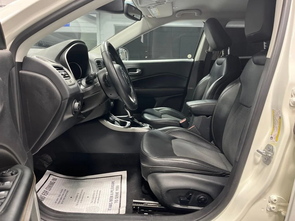 Used 2019 White Clearcoat Jeep Latitude image 14