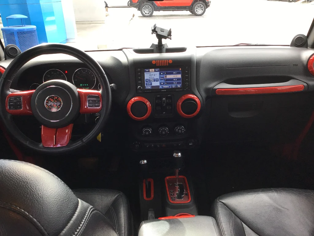 Used 2014 Red Jeep Unlimited Sahara image 11