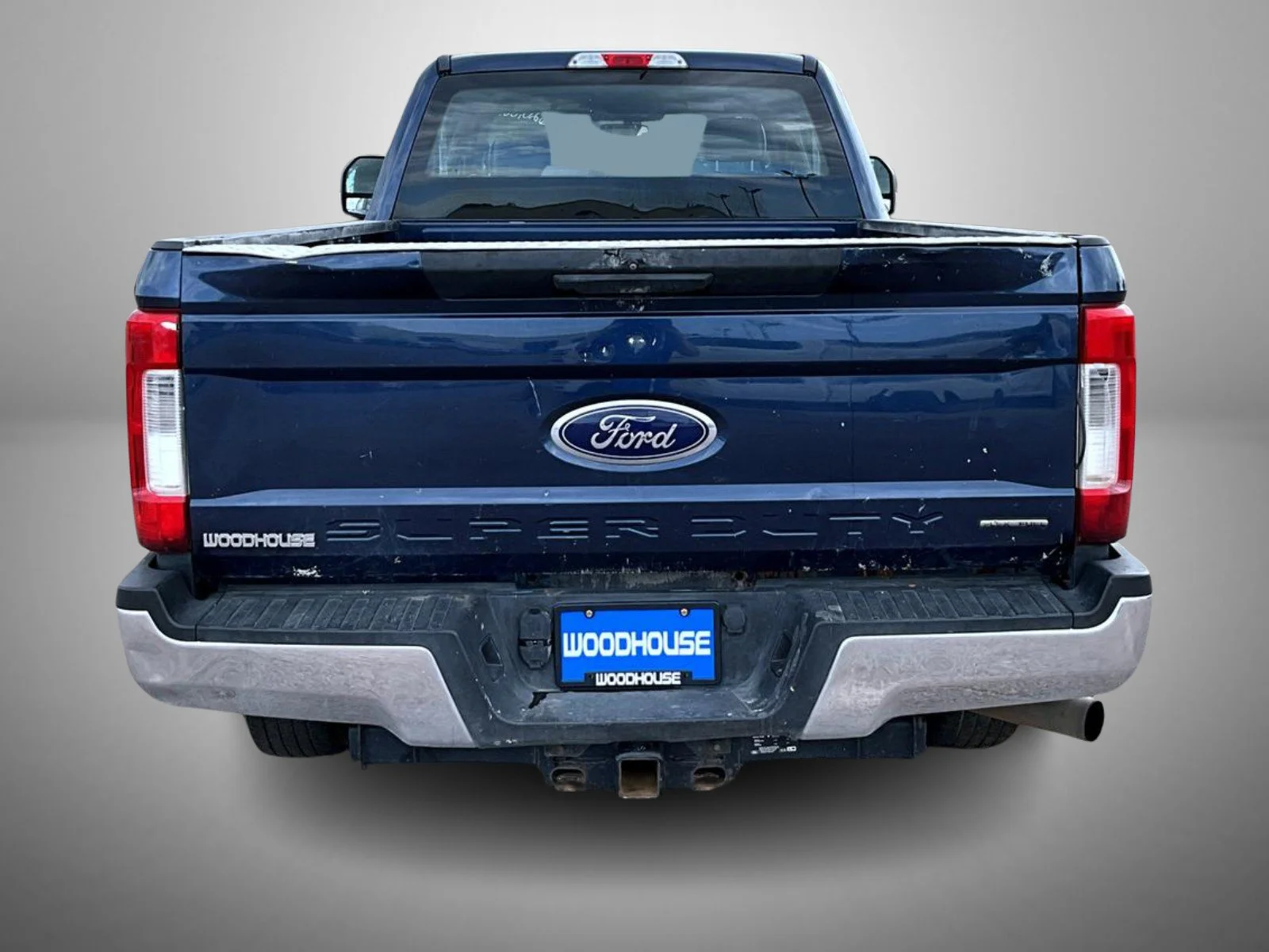Used 2018 Blue Ford XL image 7