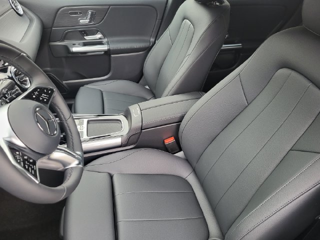 New 2026 Night Black Mercedes-Benz GLA 250 image 8