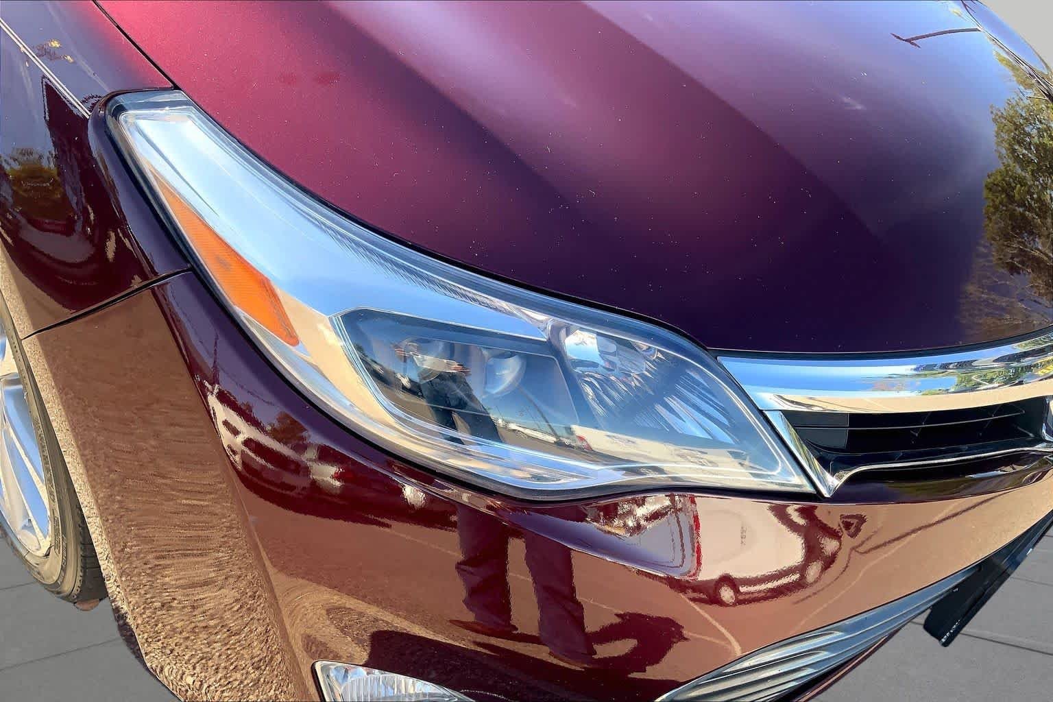 Used 2015 Ooh La La Rouge Mica Toyota XLE Touring image 52