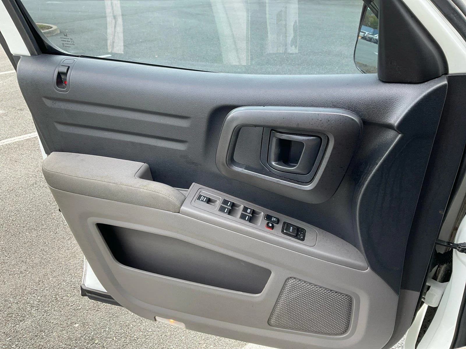Used 2012 Taffeta White Honda RT image 18