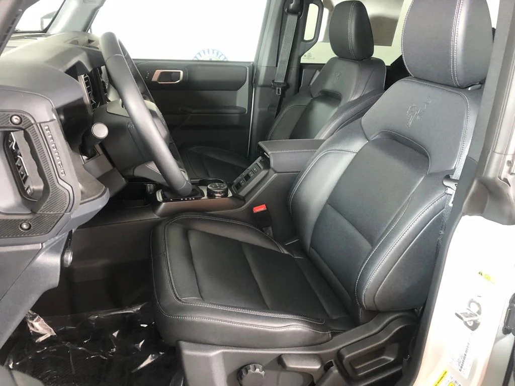 New 2026 Avalanche Gray Ford Badlands® image 11
