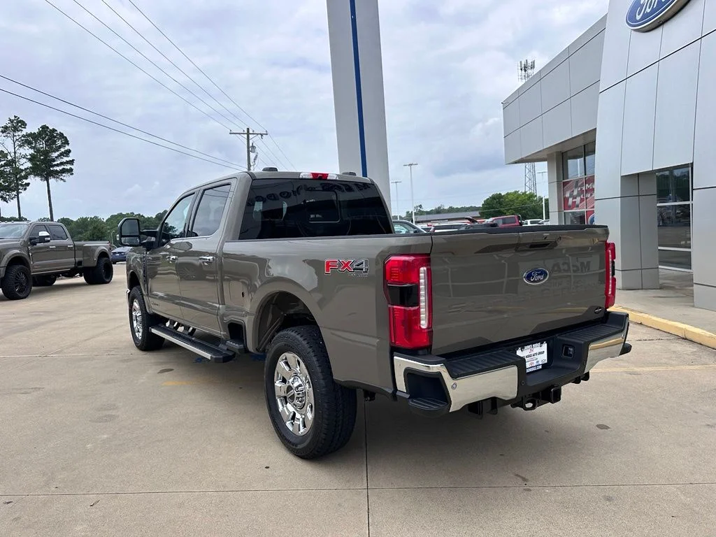 New 2026 Marsh Gray Ford Lariat image 2