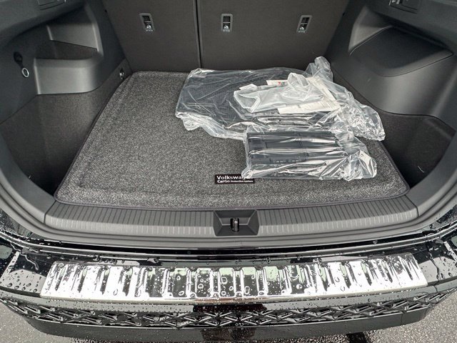 New 2026 Deep Black Pearl Volkswagen SE R-Line Black image 14