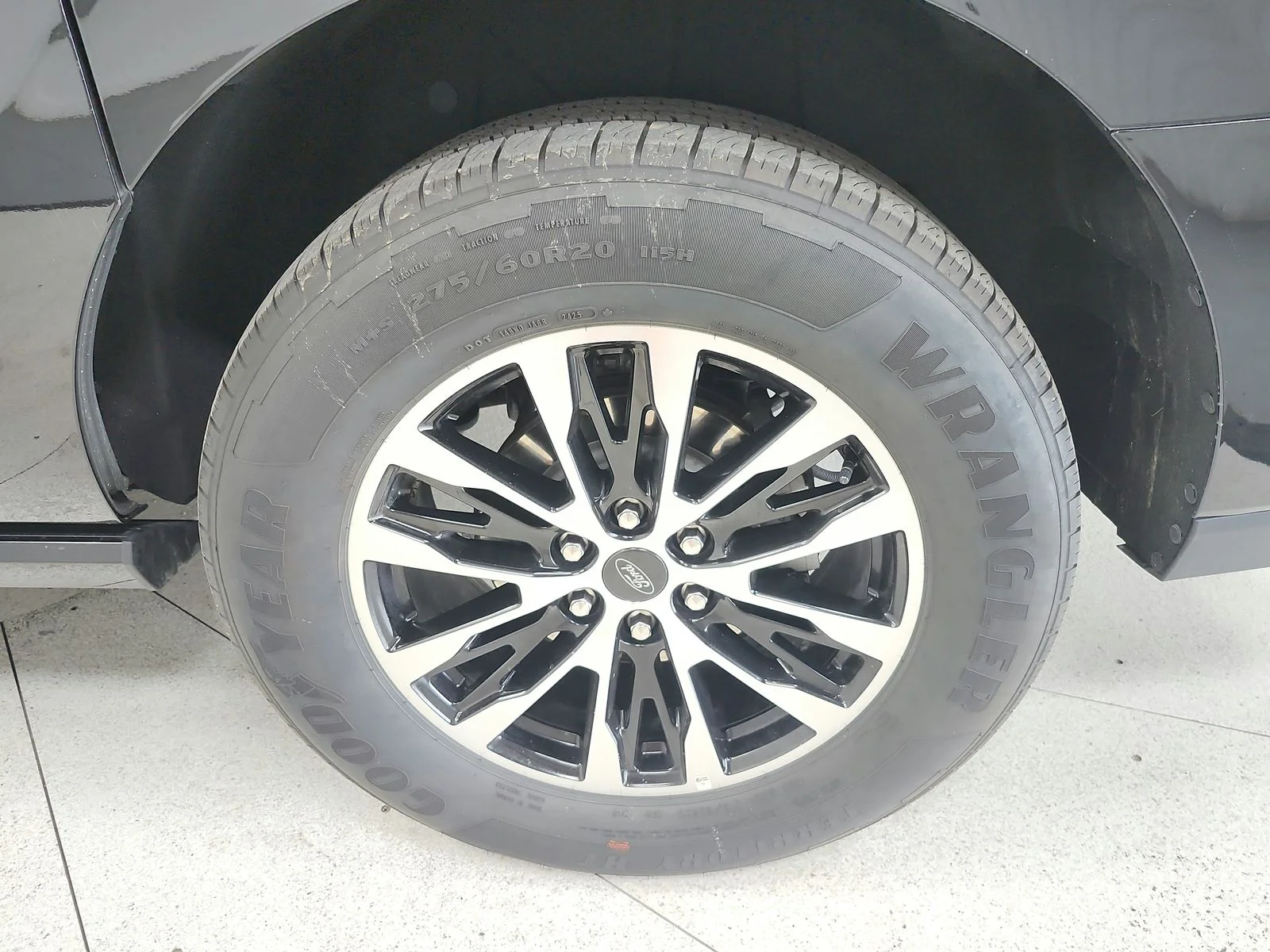 Used 2025 Black Ford Platinum image 16