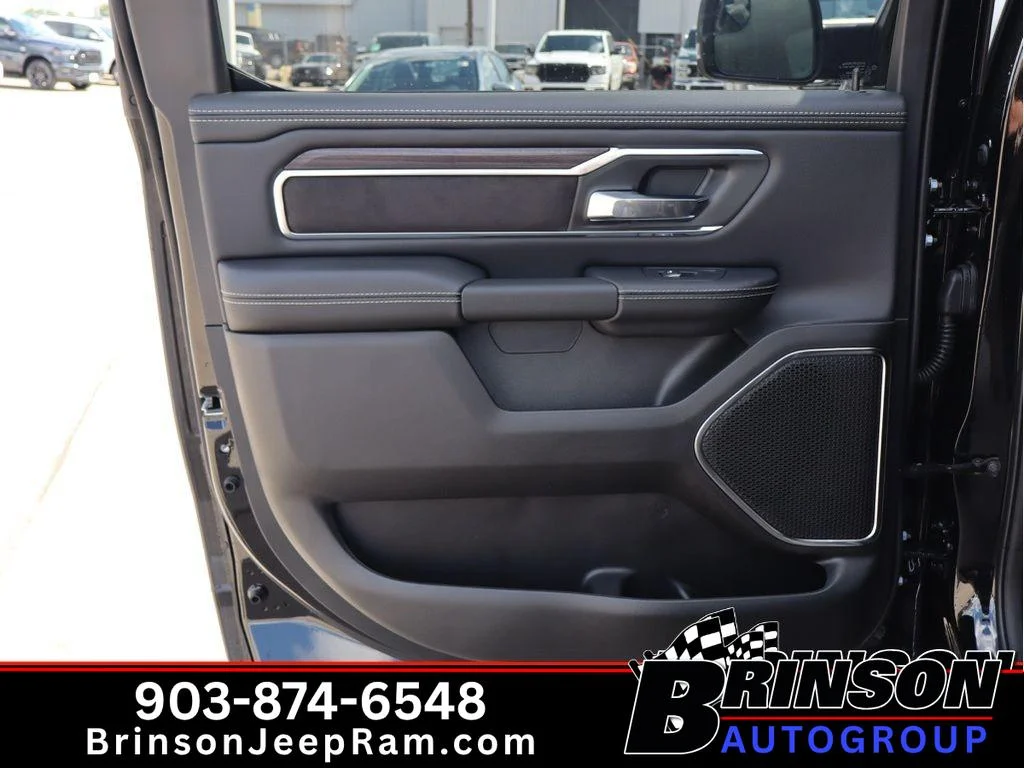 New 2026 Diamond Black Crystal Pearlcoat Ram Laramie image 6
