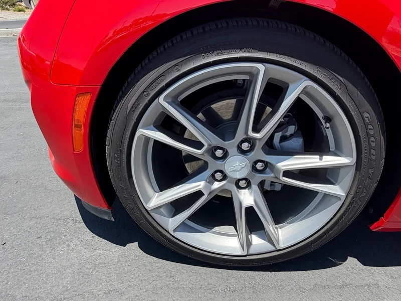 Used 2021 RED HOT Chevrolet 1LT image 23
