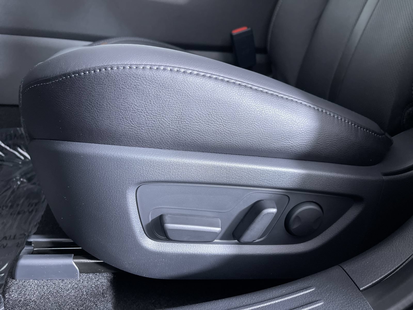New 2026 Jet Black Mica Mazda Premium image 13