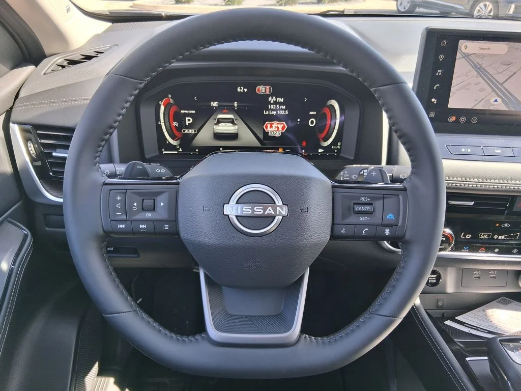New 2026 Super Black Nissan Platinum image 10