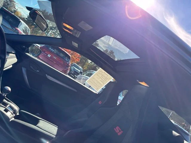 Certified Used 2018 Black Honda Si image 16