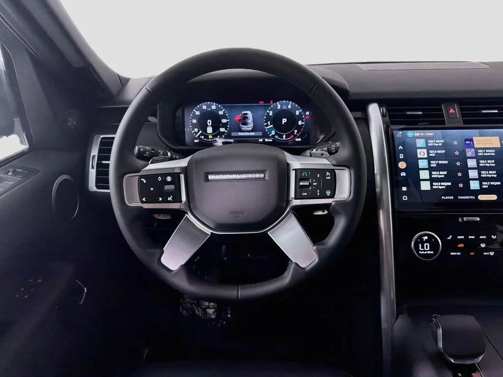 New 2026 Fuji White Land Rover S image 24