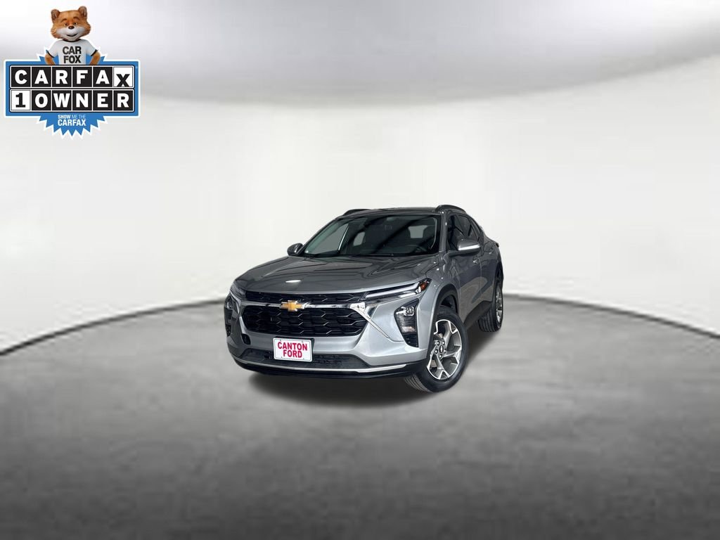 2025 Chevrolet Trax LT's photo