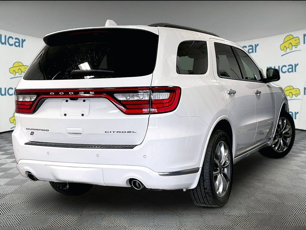Used 2022 White Dodge Citadel image 6