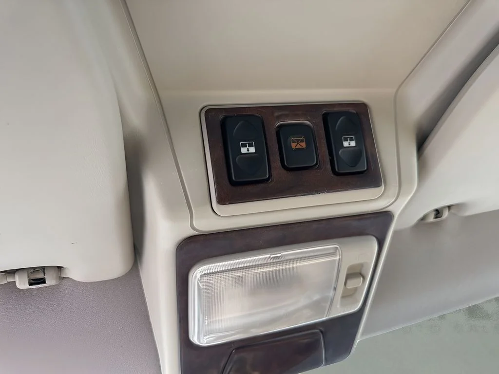 Used 2004  Land Rover SE image 12