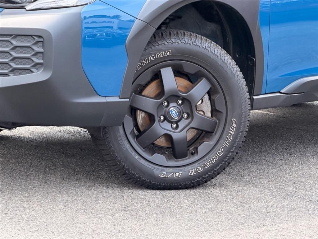 Used 2025 Blue Subaru Wilderness image 31