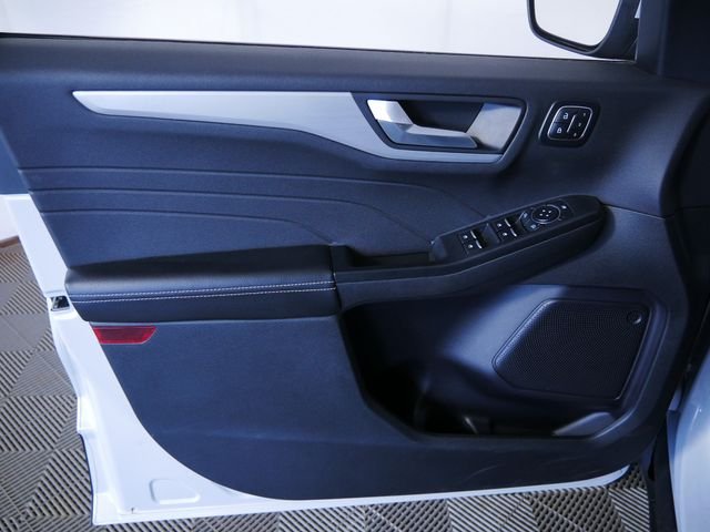 Certified Used 2025 Silver Ford Platinum image 16