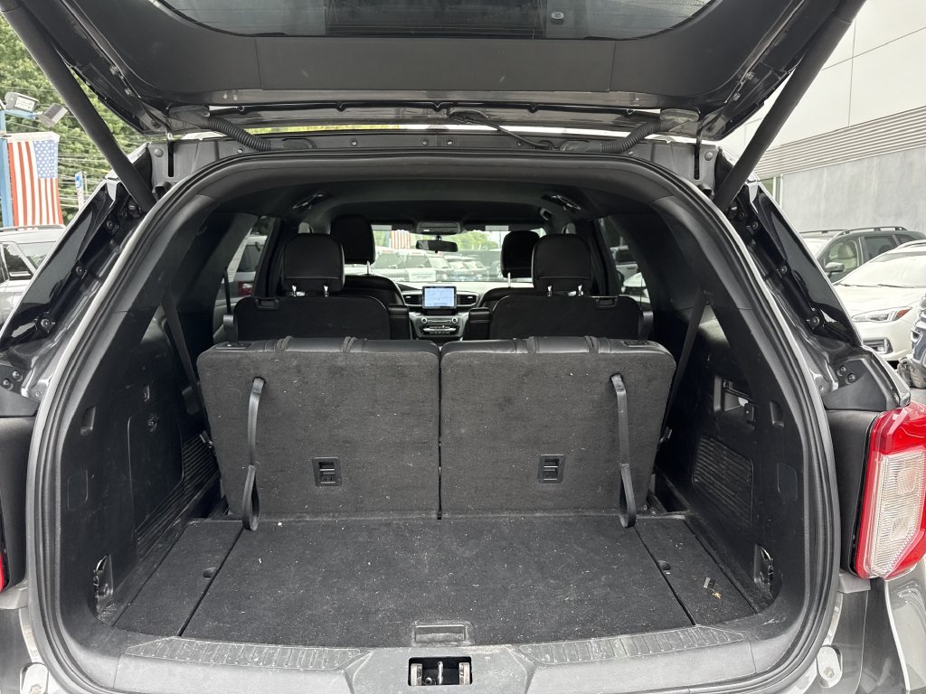 Used 2020 Gray Ford XLT image 33