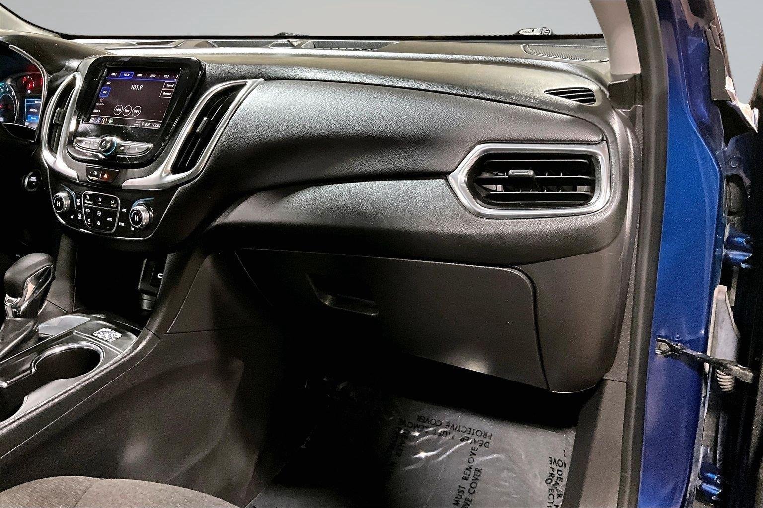 Used 2022 Blue Glow Metallic Chevrolet LT image 18