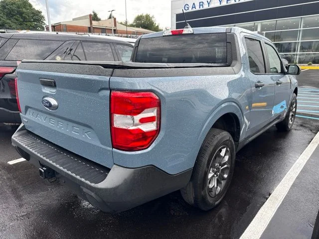 Used 2024 Azure Gray Metallic Ford XLT image 4
