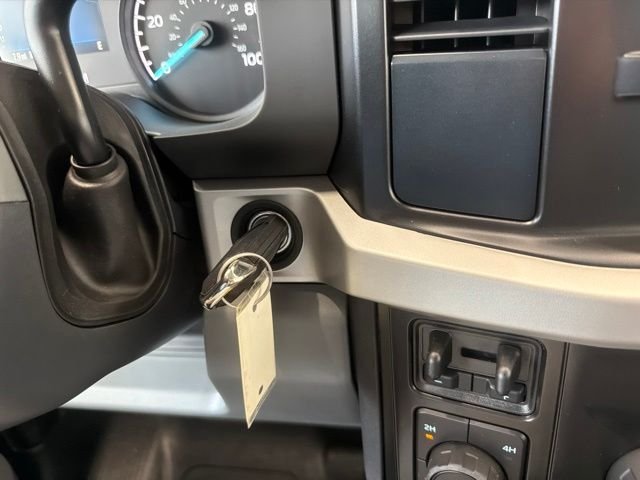 New 2026 Oxford White Ford F-350® XL image 32