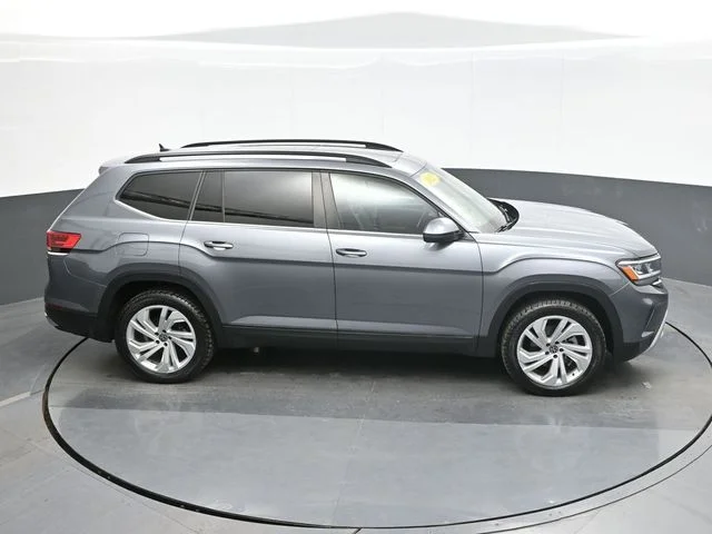 Used 2021  Volkswagen 3.6L V6 SE w/Technology image 16