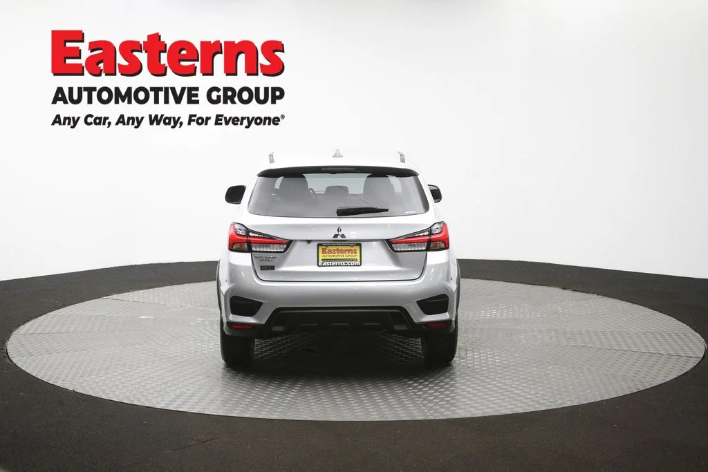 Used 2025 Silver Mitsubishi 2.0 SE image 72