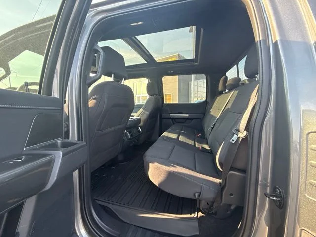 Used 2022 Gray Ford XLT image 9