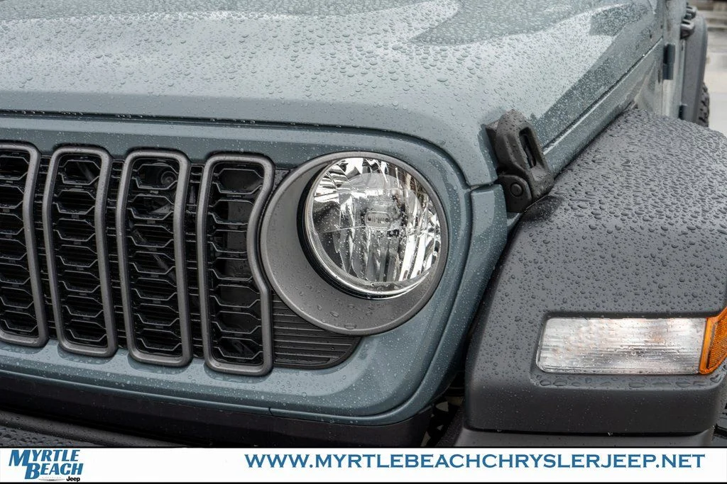 New 2026 Anvil Clear-Coat Exterior Paint Jeep Sport S image 11