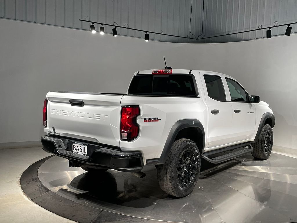 Used 2023 White Chevrolet Trail Boss image 11
