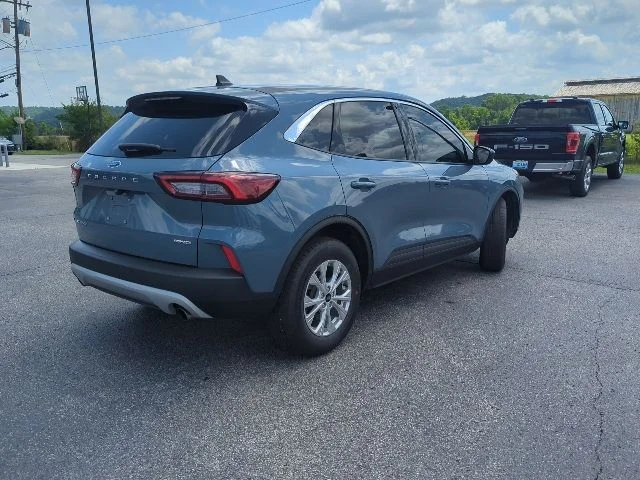 Used 2023 Blue Ford Active image 17
