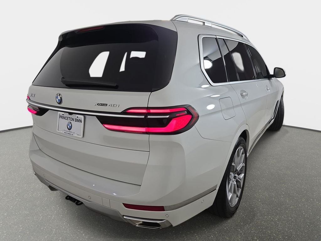 Used 2026 Mineral White Metallic BMW xDrive40i image 40