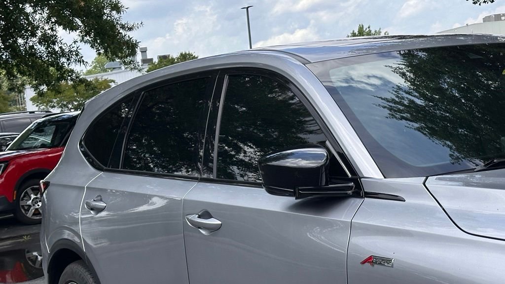 Used 2022 Lunar Silver Metallic Acura A-Spec image 3