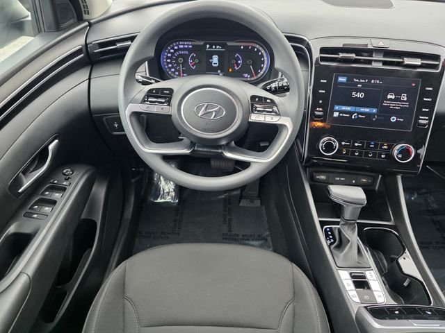 Used 2023 White Hyundai SEL image 19